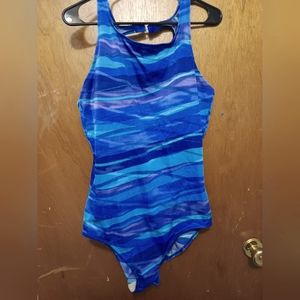 Slim Allure s16L Women's one piece wowrkout swimsuit